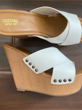 Mossimo Supply Co. White Cross-Band Platform Wedge Sandals